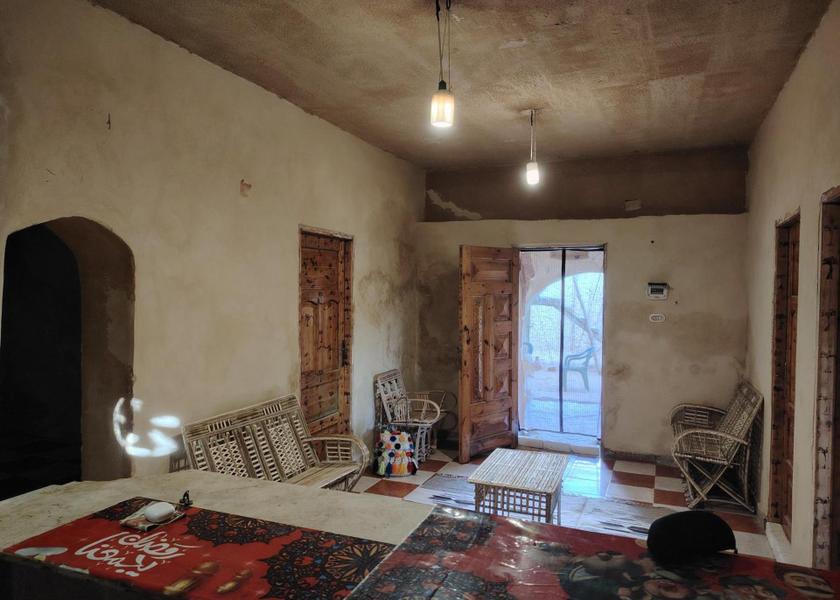  Siwa shared lounge/tv area