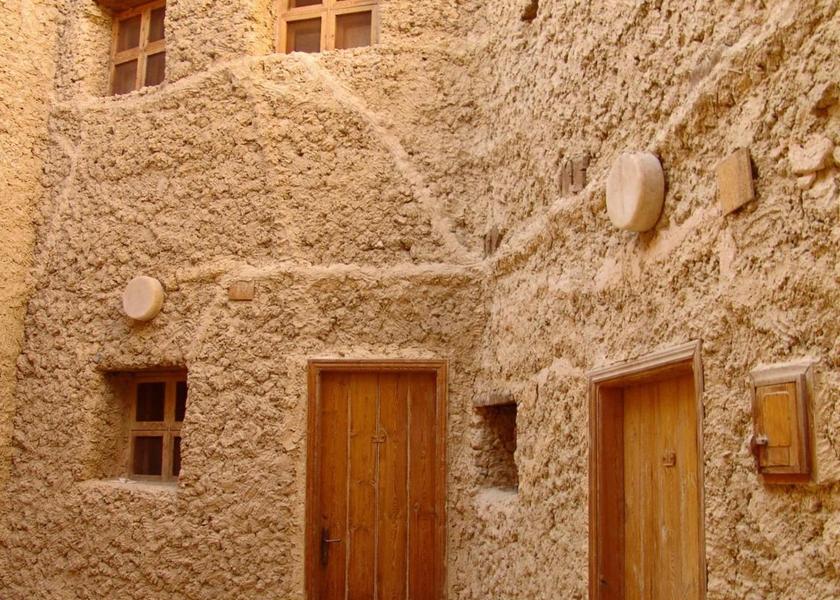  Siwa exterior view