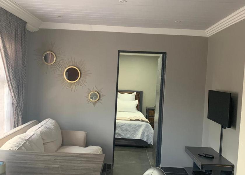 Gauteng Akasia shared lounge/tv area