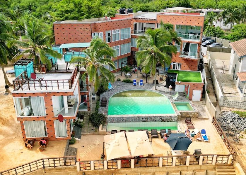 Accra Region Kokrobite Front of property - evening/night