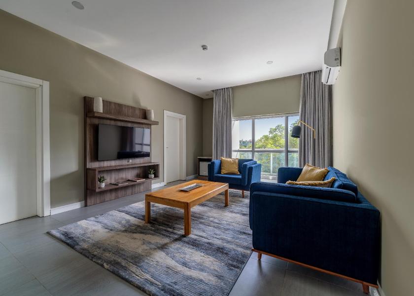  Accra Executive Suite