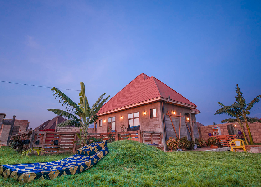  Arusha exterior view