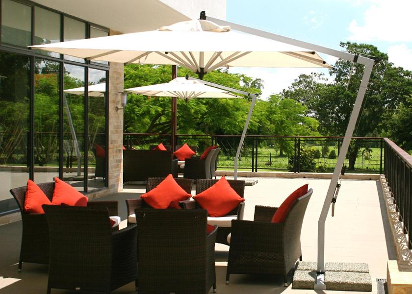  Arusha exterior view