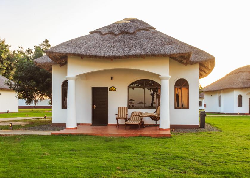  Dar es Salaam Hotel Exterior