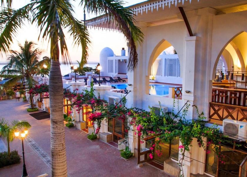  Dar es Salaam balcony/terrace