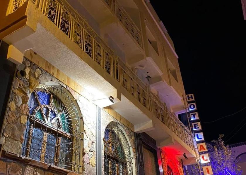  Midelt exterior view