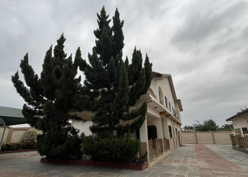 Ashanti Region Ejisu exterior view