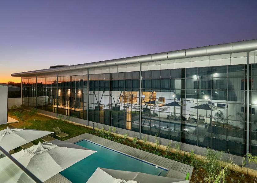  Jwaneng swimming pool