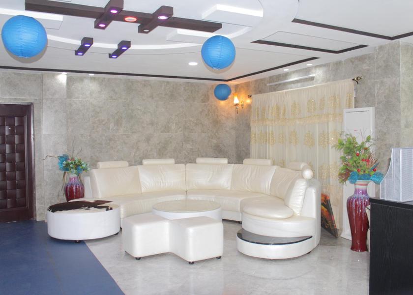  Cotonou lobby
