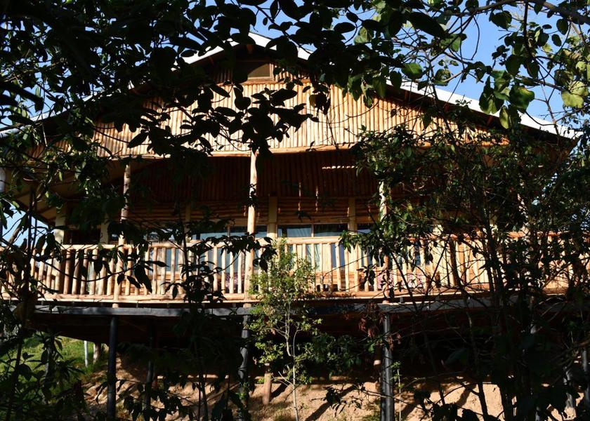  Kisoro exterior view