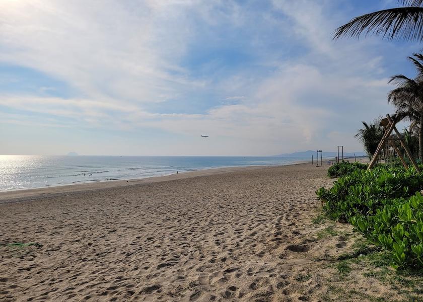 Khanh Hoa Province Cam Ranh Beach/ocean view