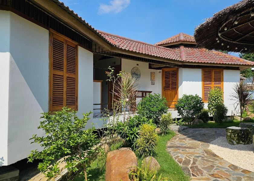  Hanoi Hotel Exterior