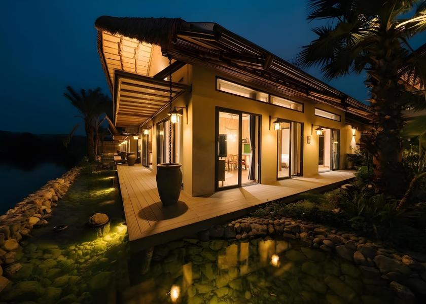  Hanoi Hotel Exterior