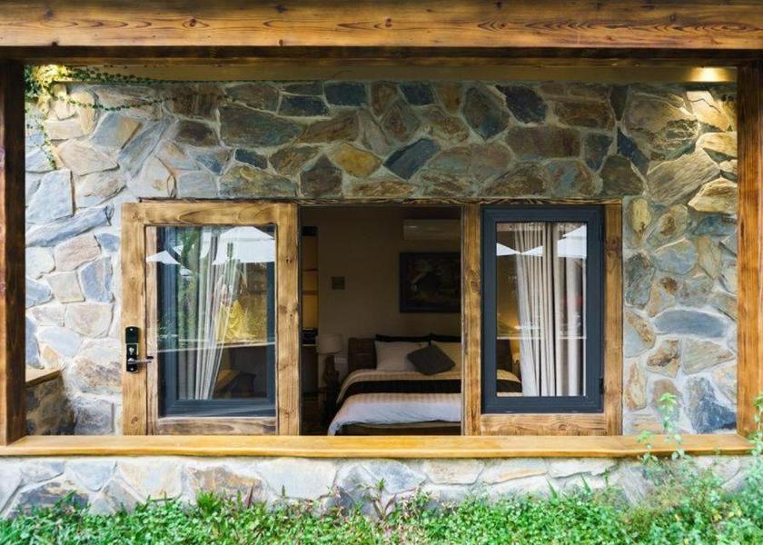  Hanoi Hotel Exterior