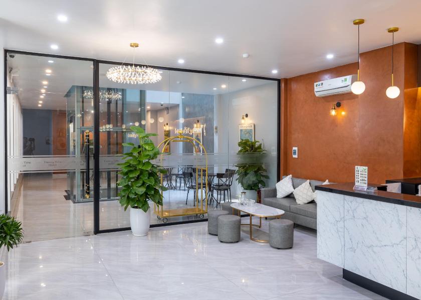 Thua Thien-Hue Hue reception