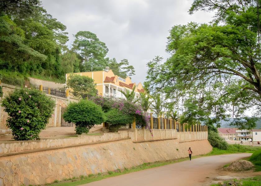  Kabale exterior view