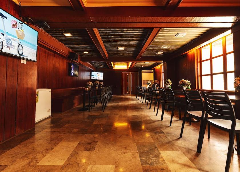  Manila Restaurant