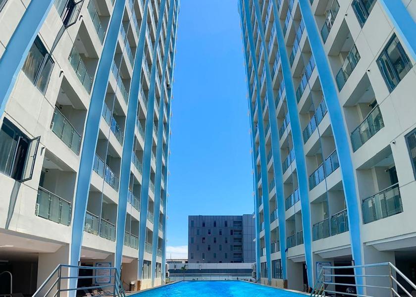  Parañaque Exterior view