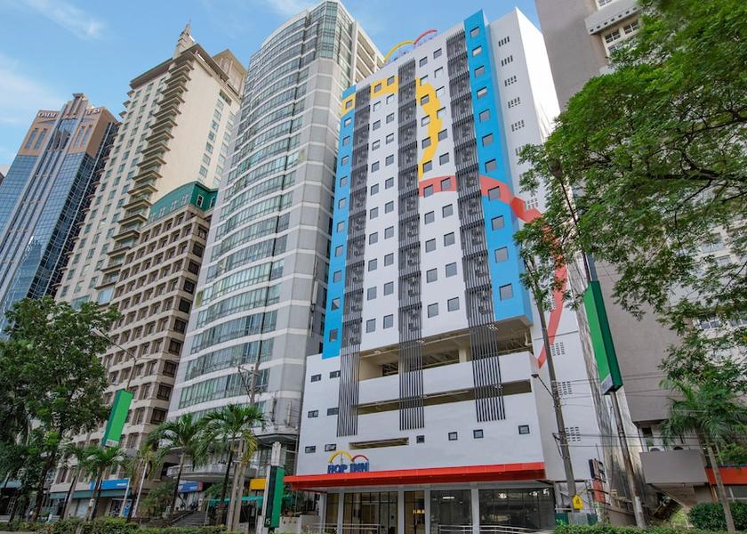  Pasig Exterior