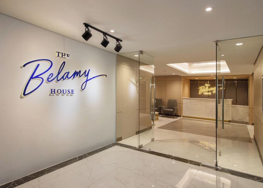  Makati Front of property