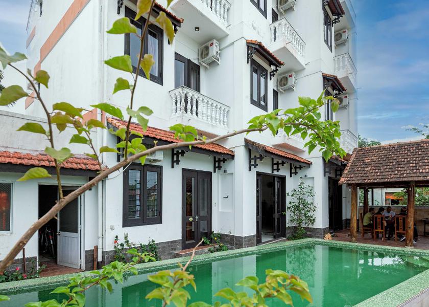 Quang Nam Hoi An swimming pool