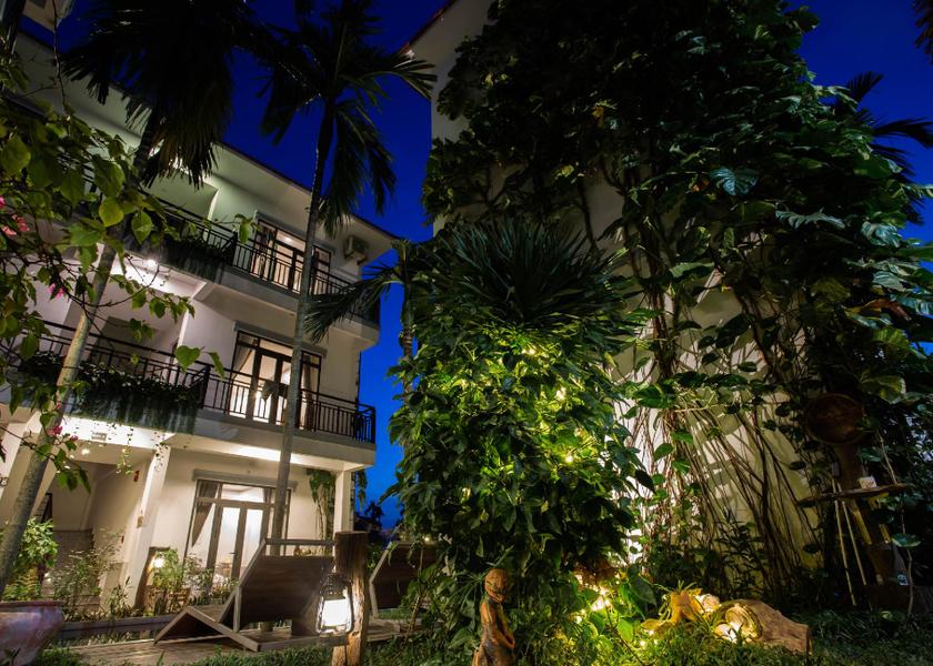 Quang Nam Hoi An garden