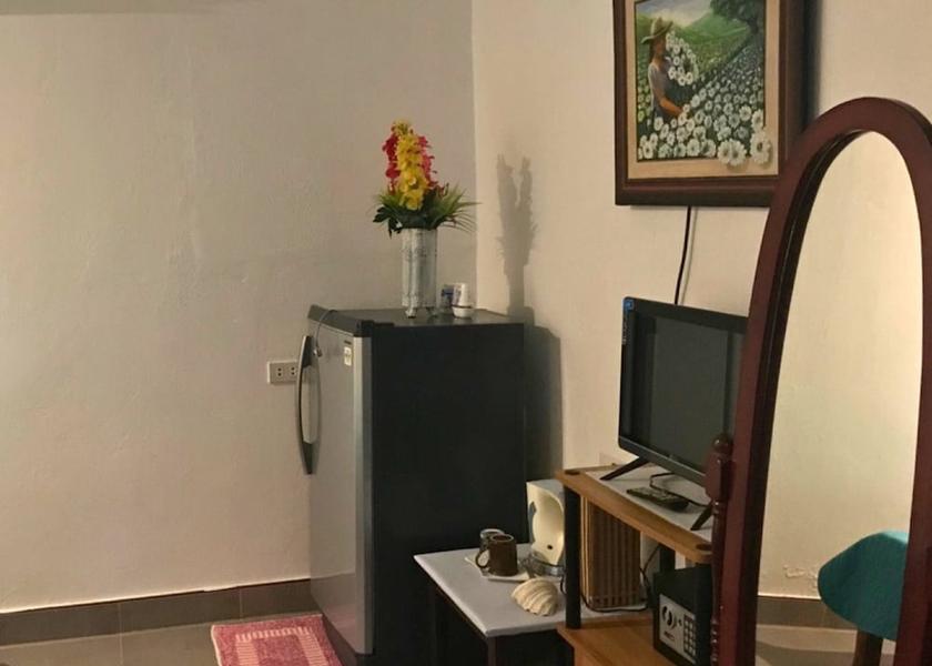 Central Visayas Moalboal Room