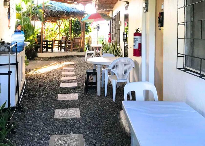 Central Visayas Moalboal Shared kitchen facilities