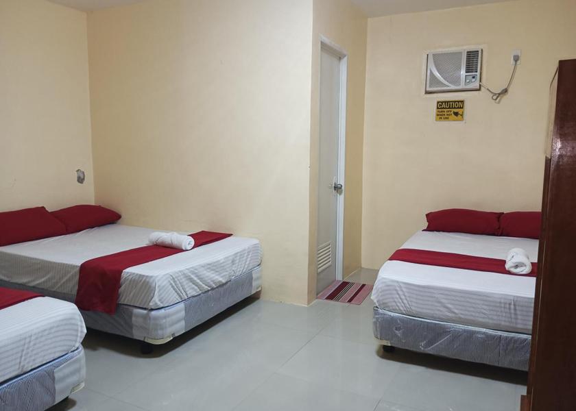 Central Visayas Moalboal Superior Family Room