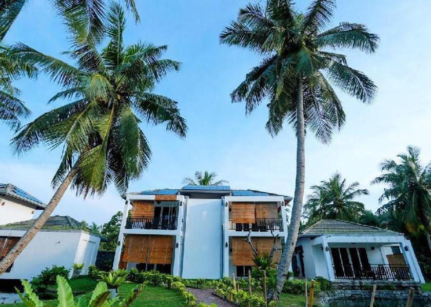 Western Province Negombo Hotel Exterior
