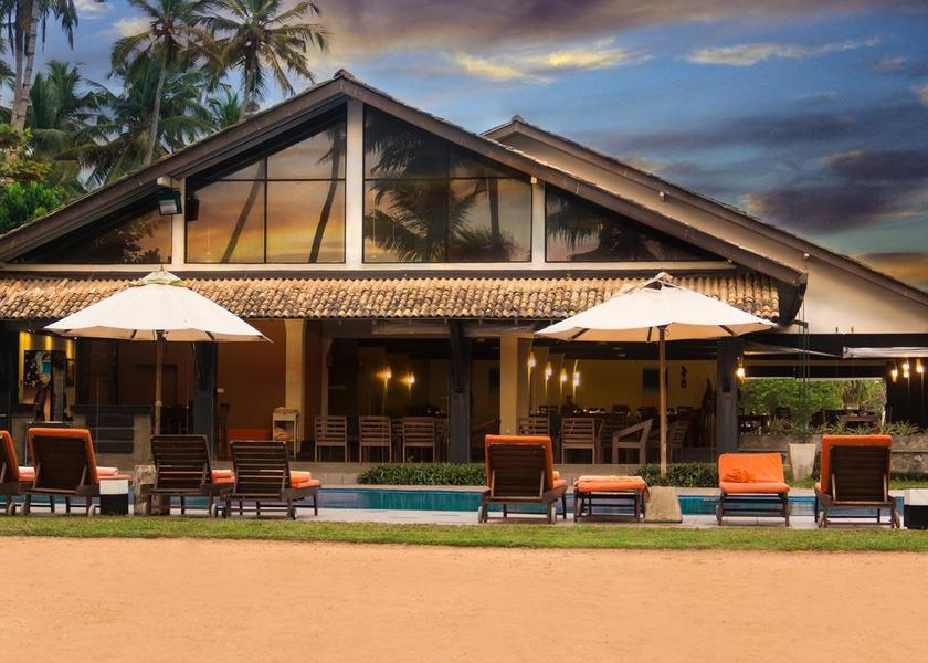 Kalutara District Wadduwa exterior view