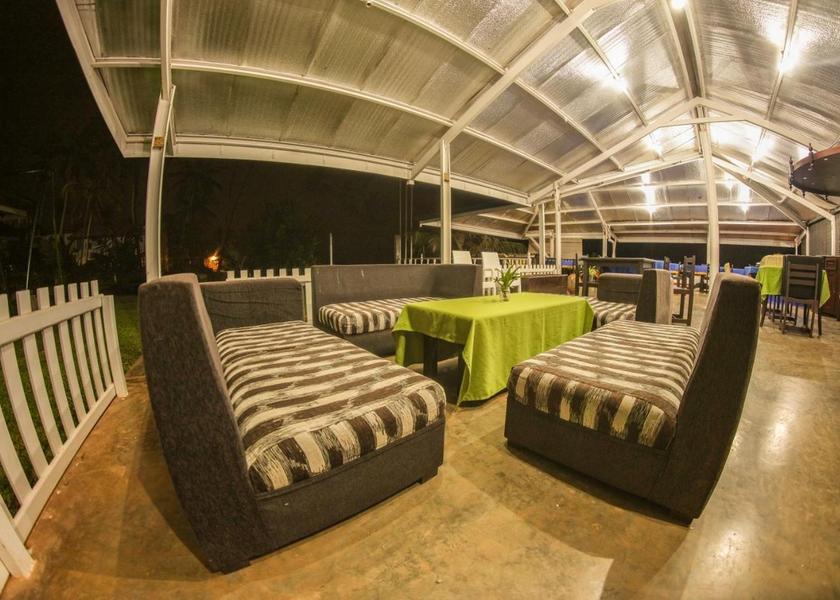 Puttalam District Marawila bar/lounge