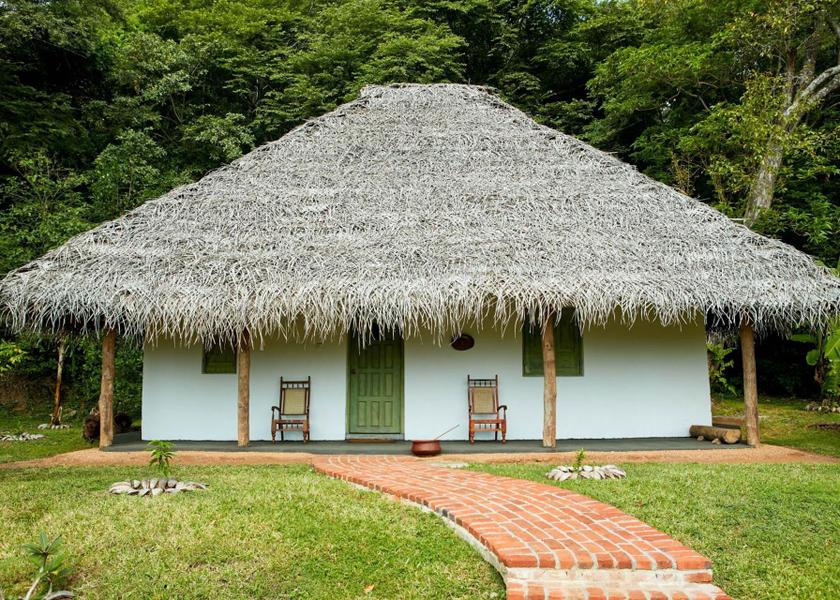 Central Province Kandalama Hotel Exterior