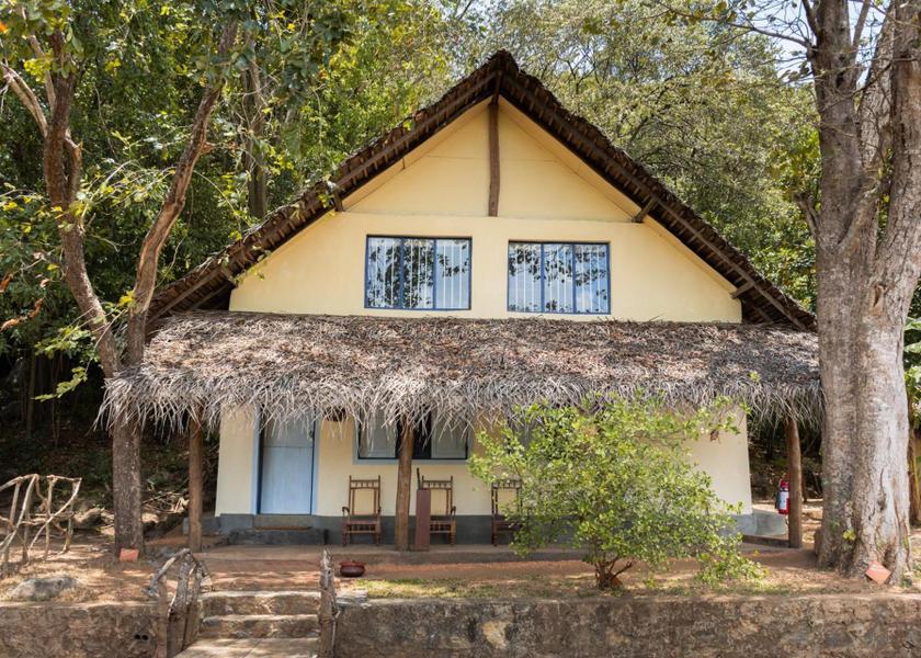 Central Province Kandalama Hotel Exterior