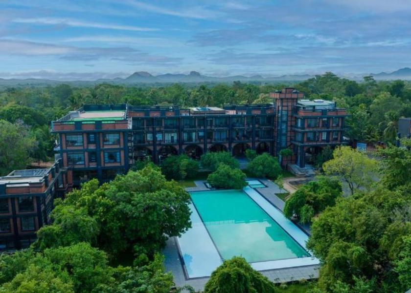 Central Province Avudangawa swimming pool