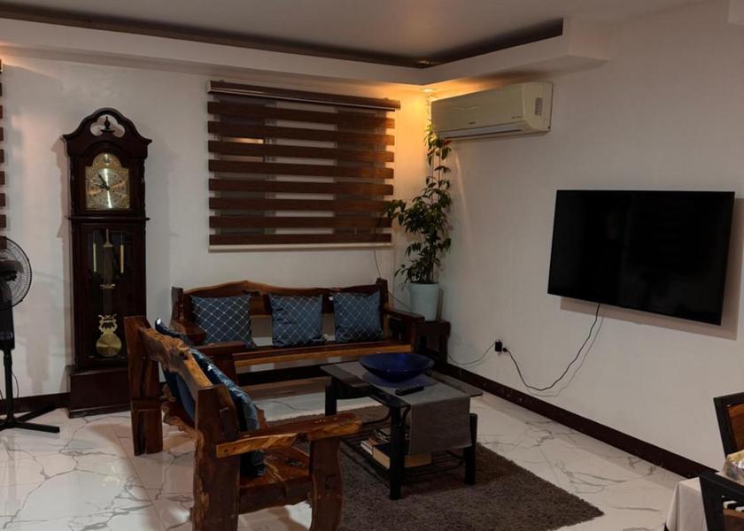 shared lounge/tv area