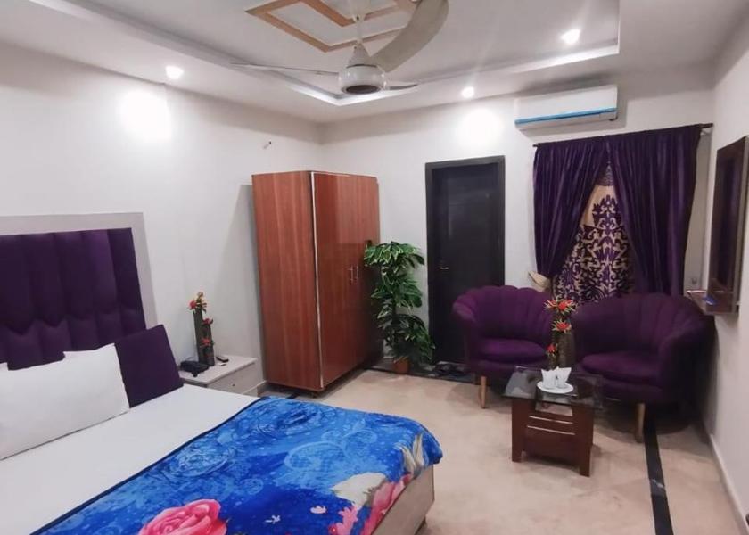  Lahore Triple Room