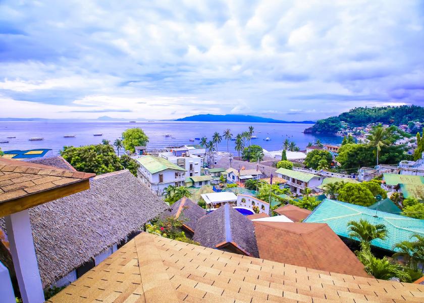  Puerto Galera view