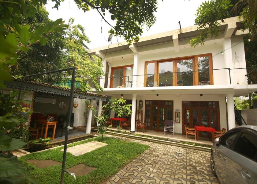 Matara District Weligama exterior view