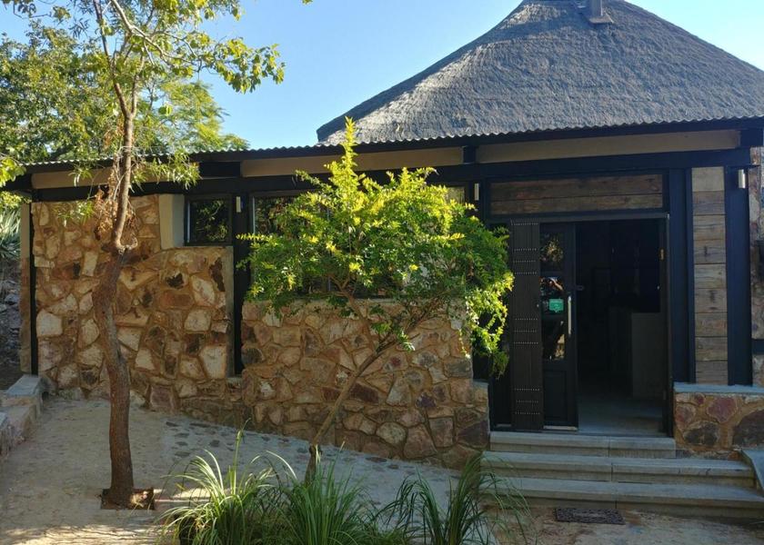 North West Hartbeespoort entrance
