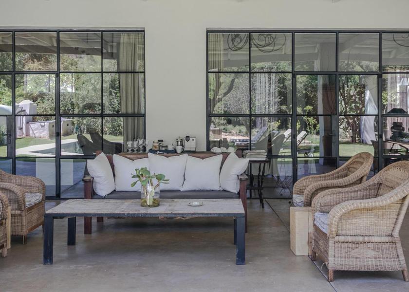 Eastern Cape Graaff-Reinet balcony/terrace