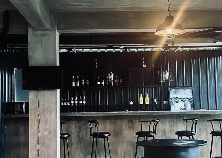 Central Luzon Cabanatuan bar/lounge