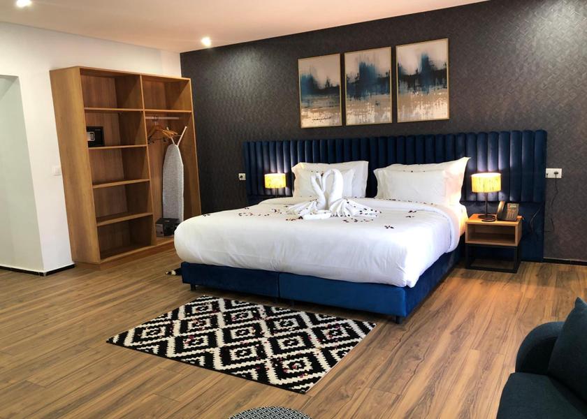  Berrechid Junior Suite with Pool View