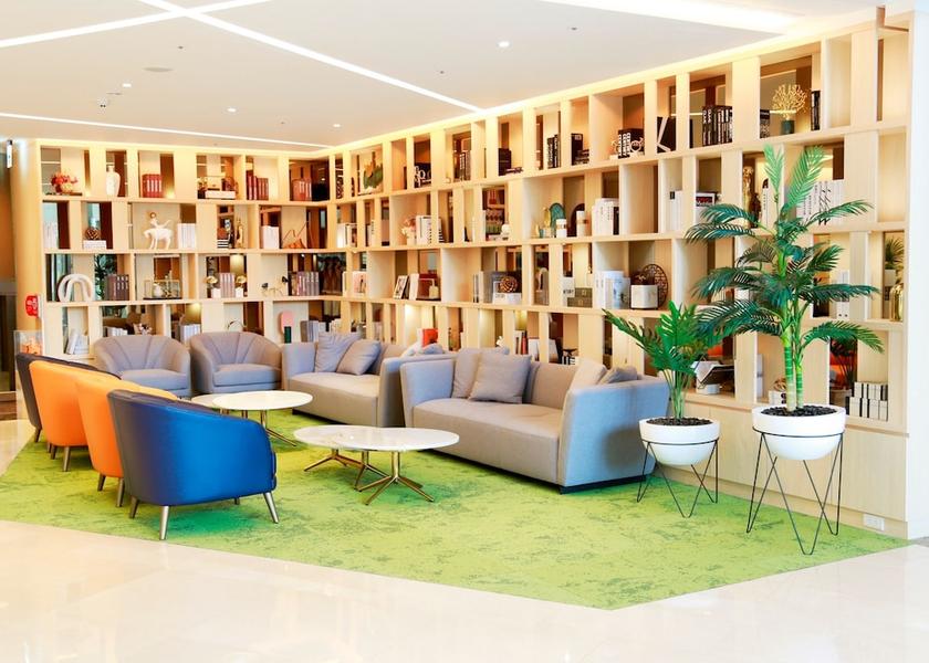  Taichung Lobby sitting area