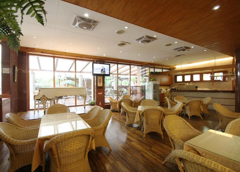  Taichung Coffee shop
