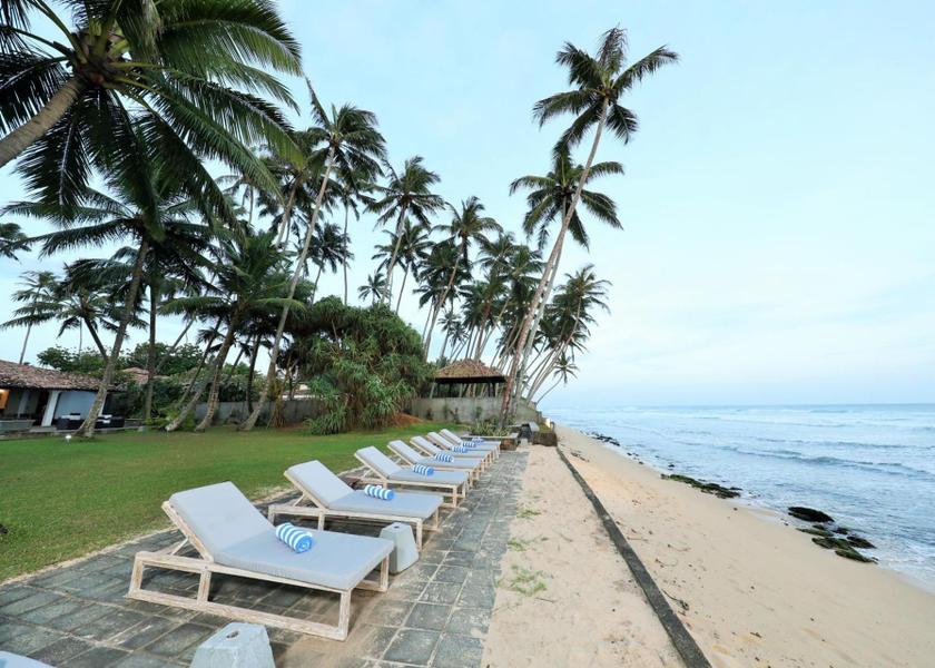 Galle District Unawatuna beach