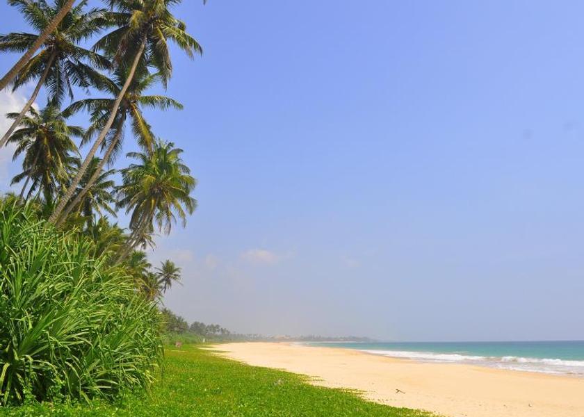 Galle District Unawatuna beach
