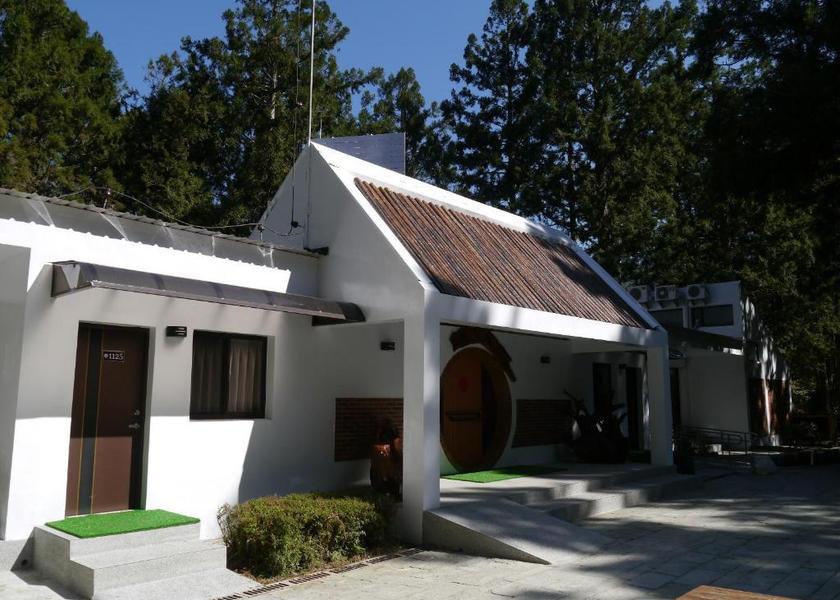 Nantou County Lugu Hotel Exterior