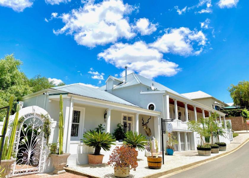 Western Cape Riebeek Kasteel exterior view