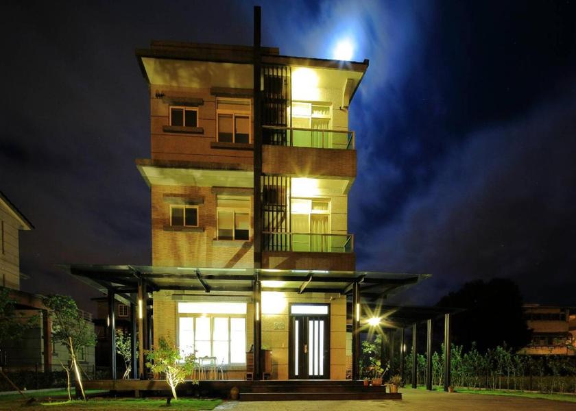 Yilan County Luodong exterior view